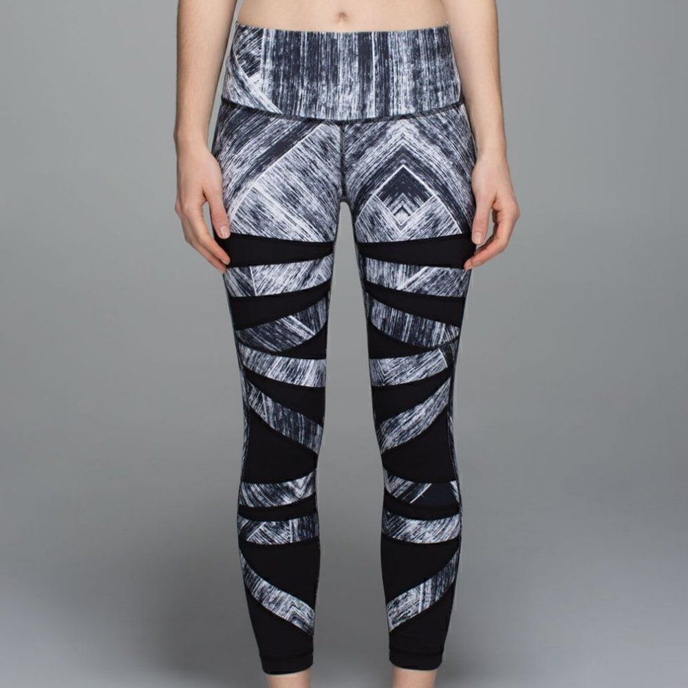 Lululemon High Times 7/8 Leggings in Heat wave